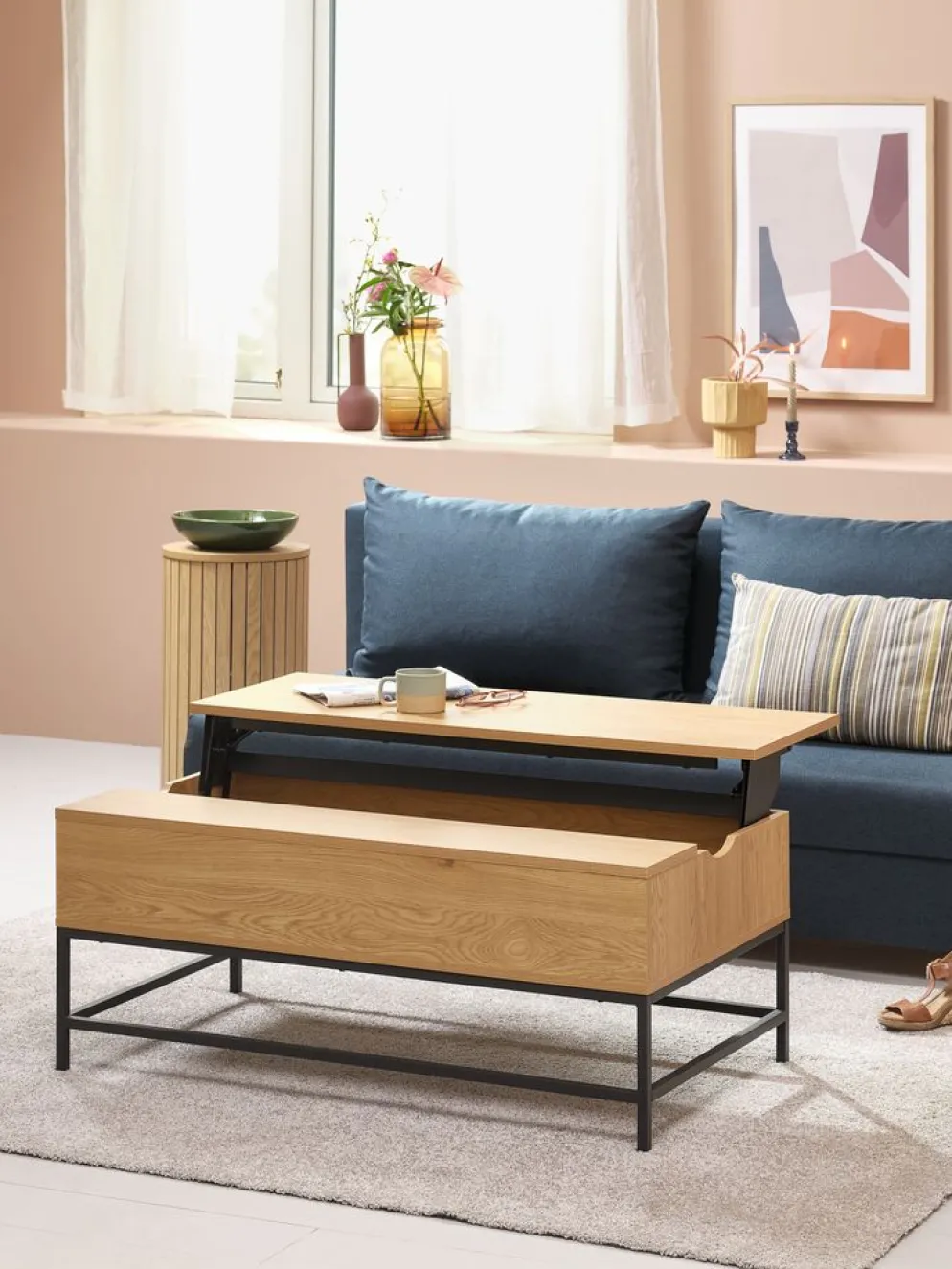 AABENRAATable basse AABENRAA L110 plateau relevable coloris chêne