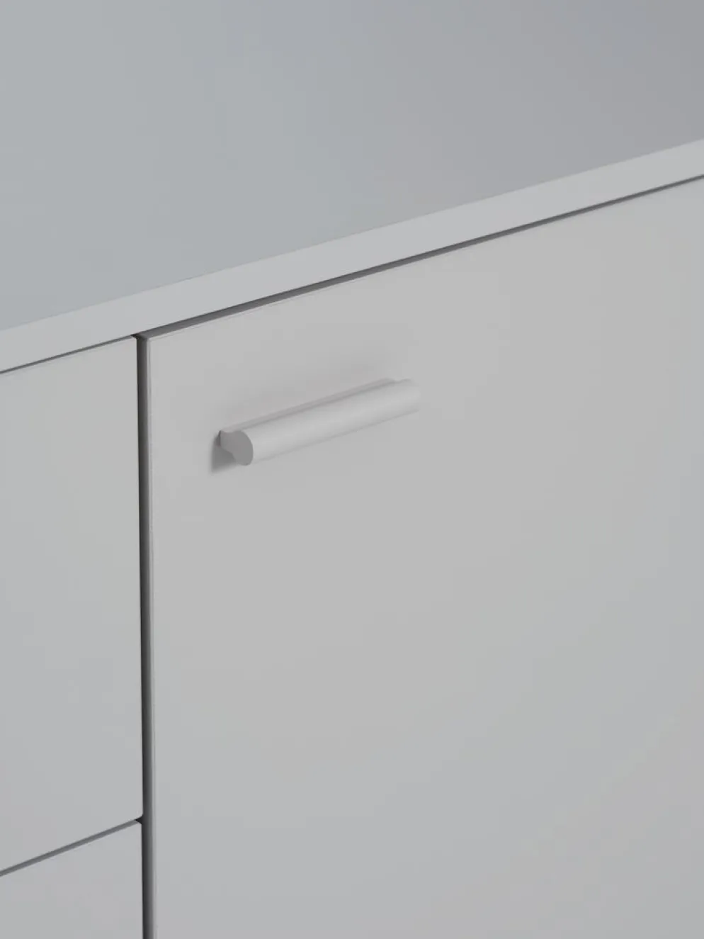BELLELUNDBuffet BELLELUND 2 portes 3 tiroirs beige