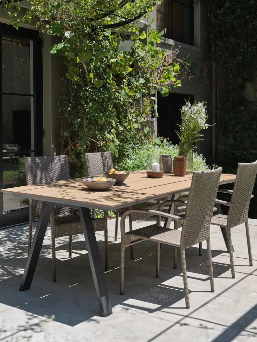 FAUSING + GUDHJEMFAUSING L220 table + 4 GUDHJEM chaises naturel