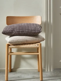 HAGTORNCoussin HAGTORN 30x50 beige