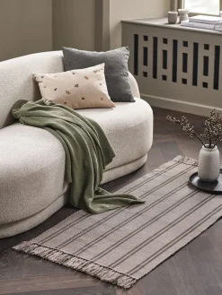 HEISTARRTapis HEISTARR 70x140 sable/olive foncé
