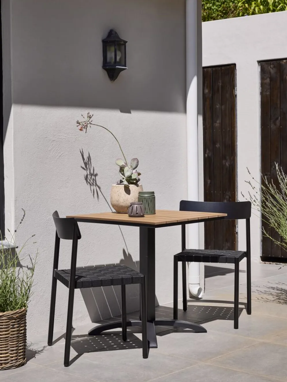 HOBRO + HAGLEBUHOBRO L70 table naturel + 2 HAGLEBU chaises noir