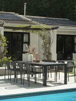HSTEHAVE + KRISTIANSTADHESTEHAVE L205/275 table noir + 4 KRISTIANSTAD chaises vert