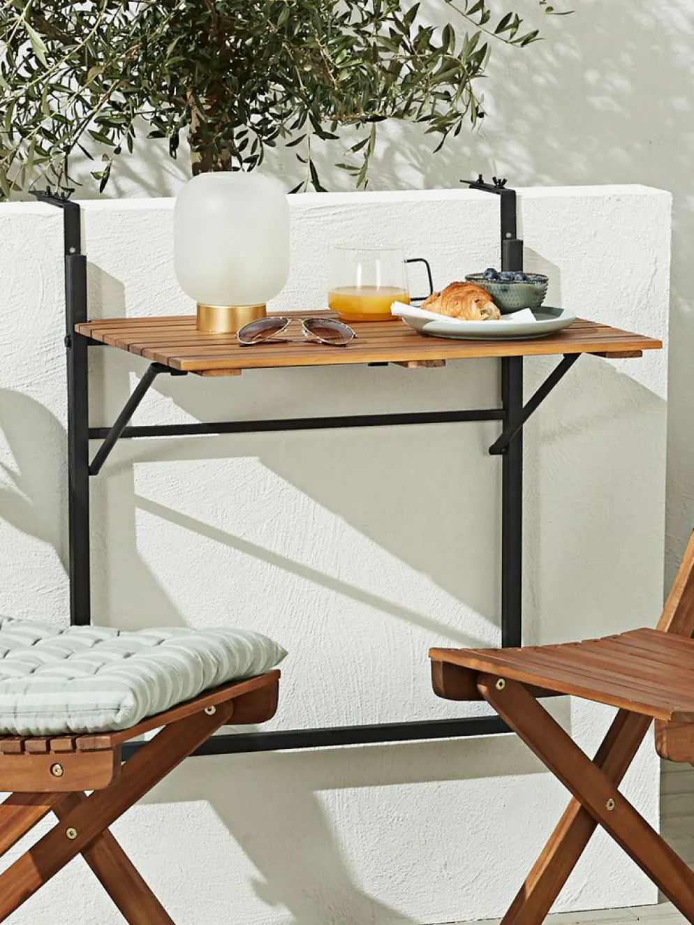 INDHOLTTable de balcon INDHOLT l43xL57 bois d'acacia