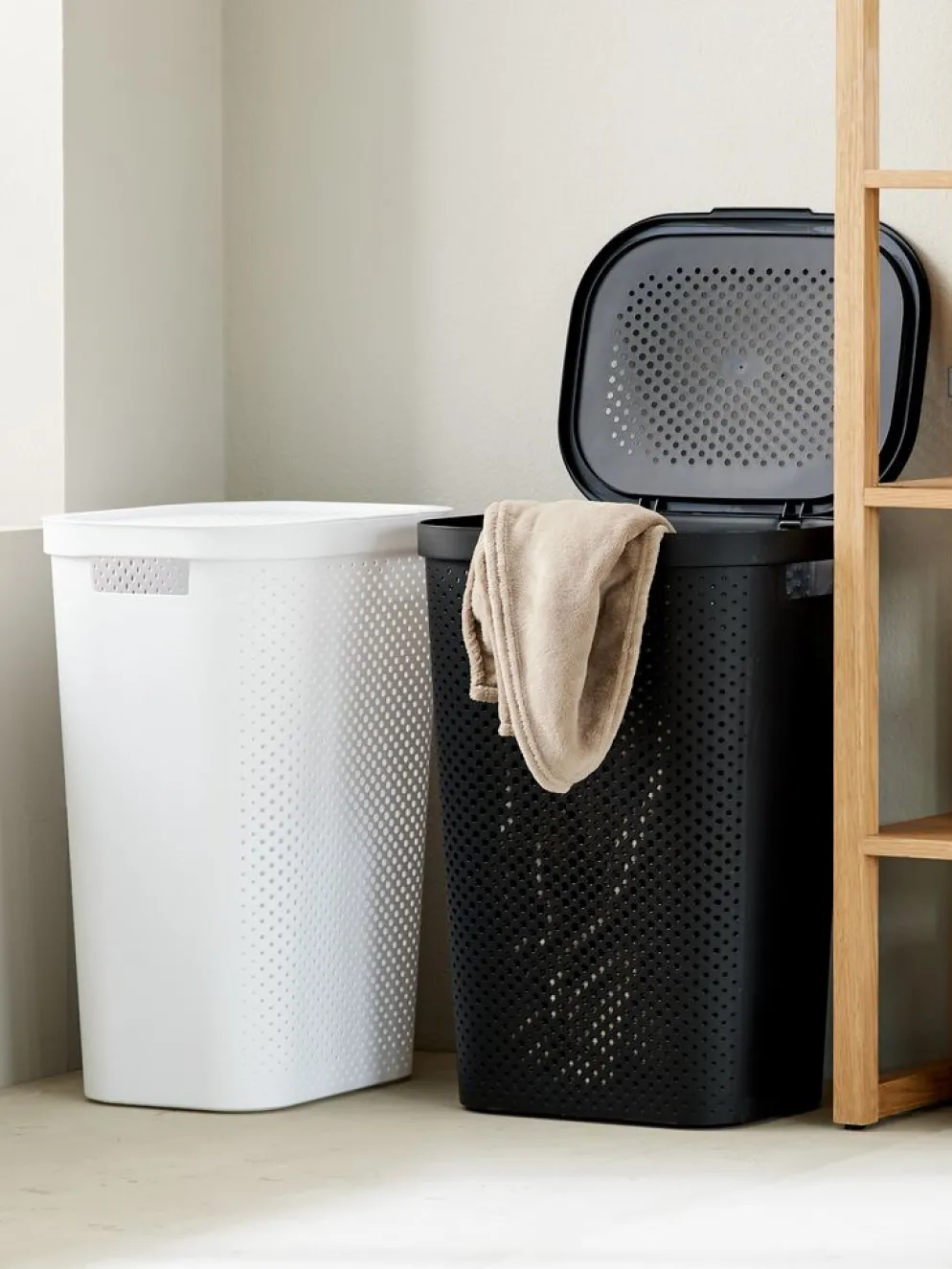 INFINITYPanier à linge INFINITY plastique blanc