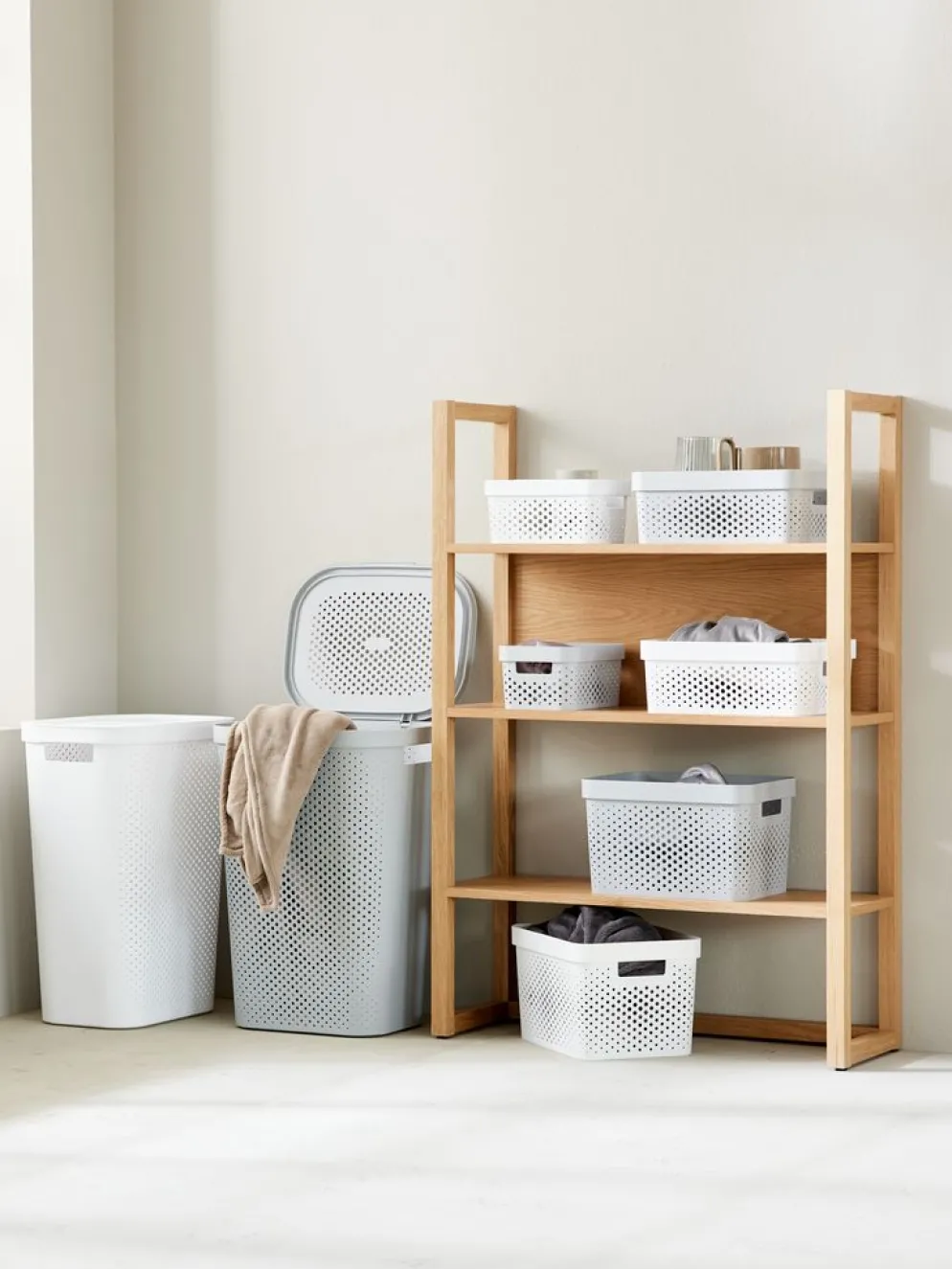 INFINITYPanier à linge INFINITY plastique gris