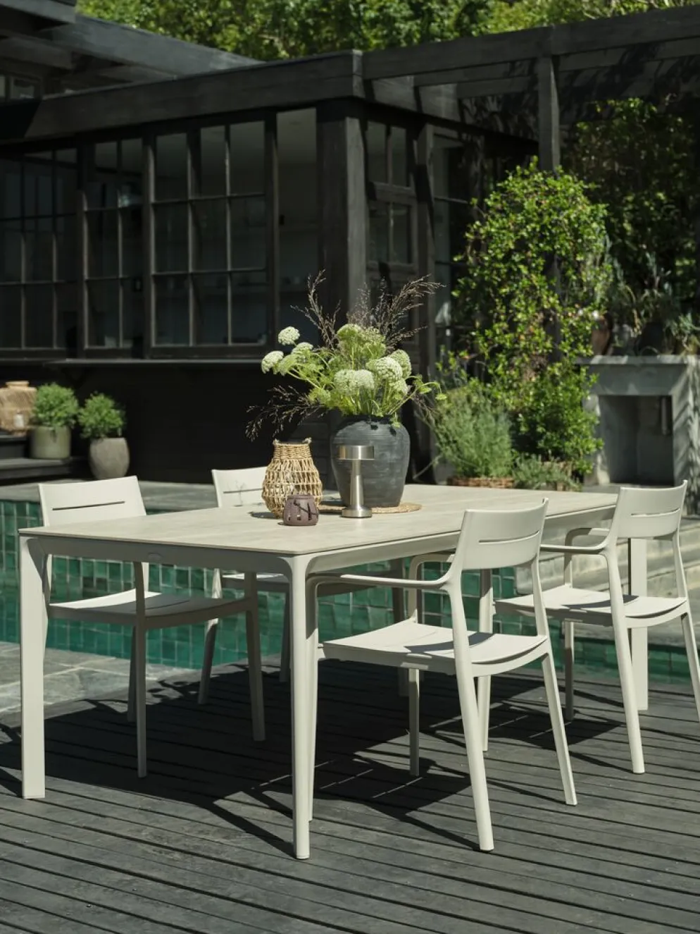 INGSTRUPChaise empilable INGSTRUP beige