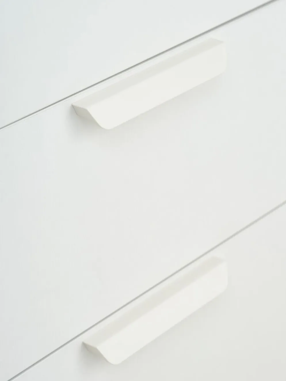 JENSLEVArmoire JENSLEV 144x176 3 portes 3 tiroirs blanc