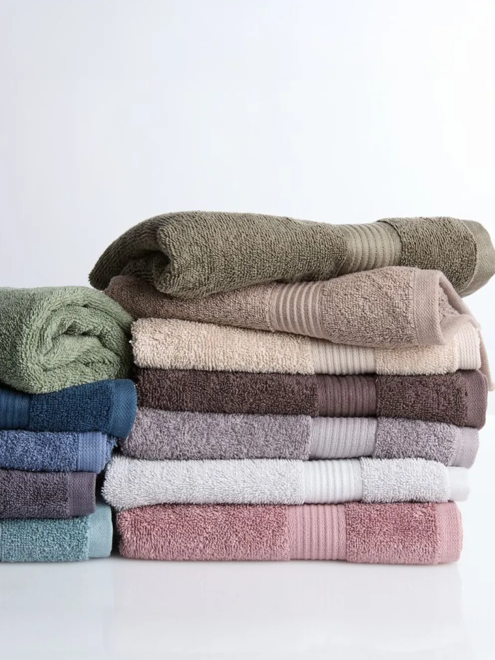 KARLSTADGoldServiette de toilette KARLSTAD 50x100 olive