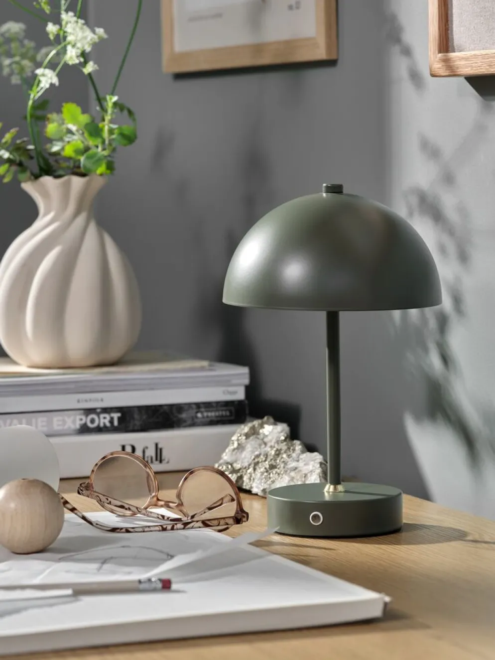 KENTLampe à piles KENT Ø16xH25cm vert tactile a/minuterie