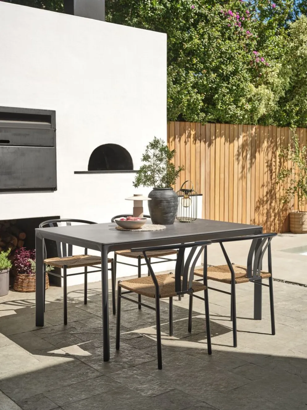 KUMLA + TAGMARKKUMLA L150 table gris + 4 TAGMARK chaises noir