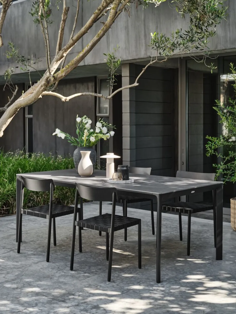 KUMLATable de jardin KUMLA l95xL200 gris