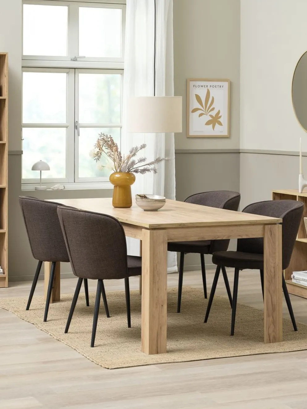 LINTRUP + RISSKOVLINTRUP L190/280 table colo. chêne + 4 RISSKOV chaises brun