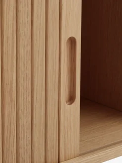 LYNGVIGMeuble TV LYNGVIG 120cm 2 portes tambours chêne naturel