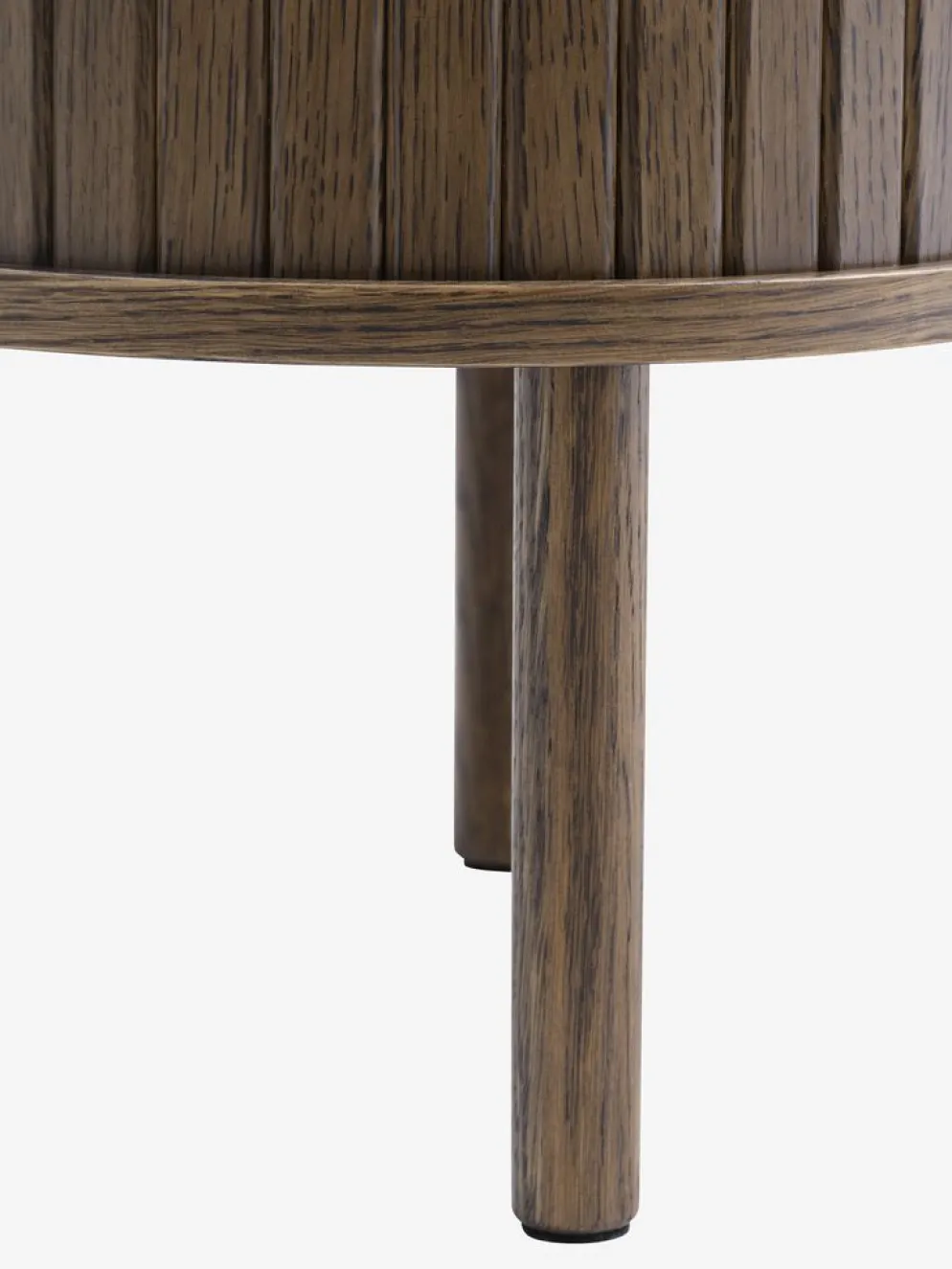 LYNGVIGTable de nuit LYNGVIG 2 portes tambours chêne foncé
