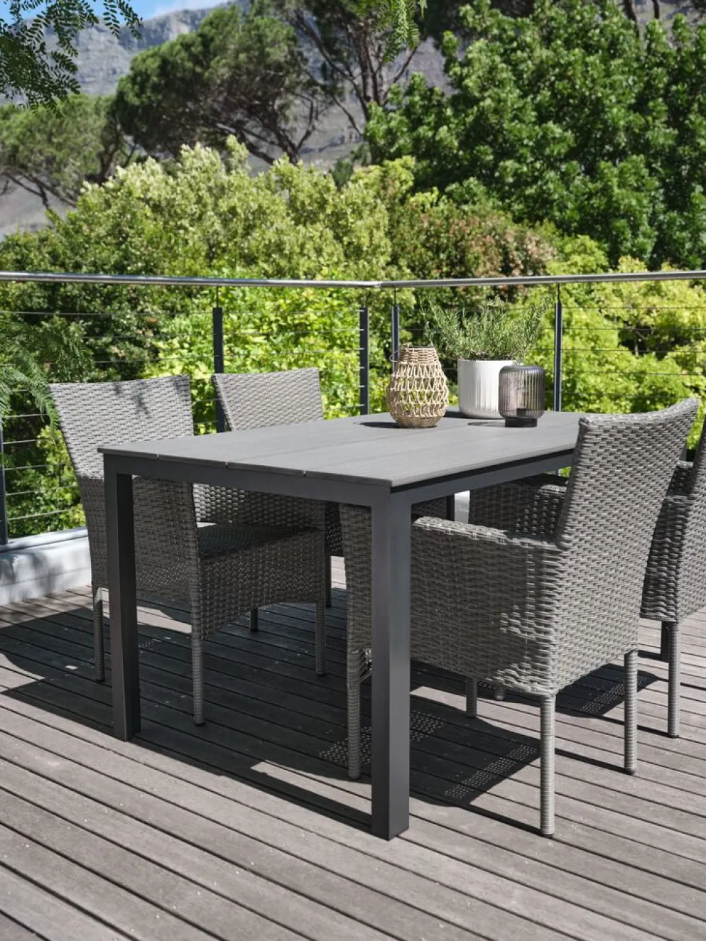 MARIELYST + AIDTMARIELYST L150 table + 4 AIDT chaises gris