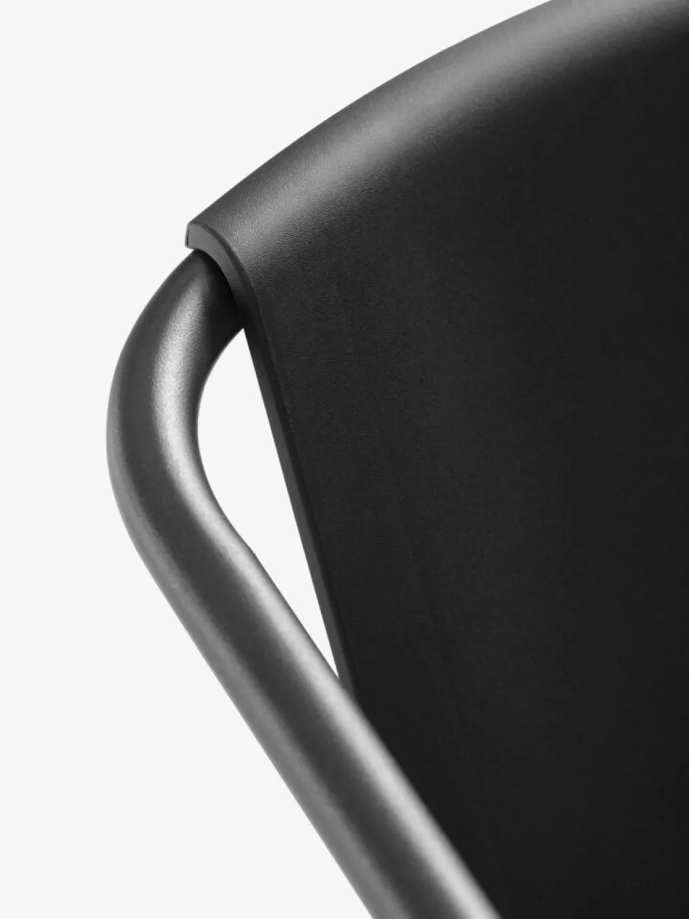 MODUMChaise empilable MODUM noir