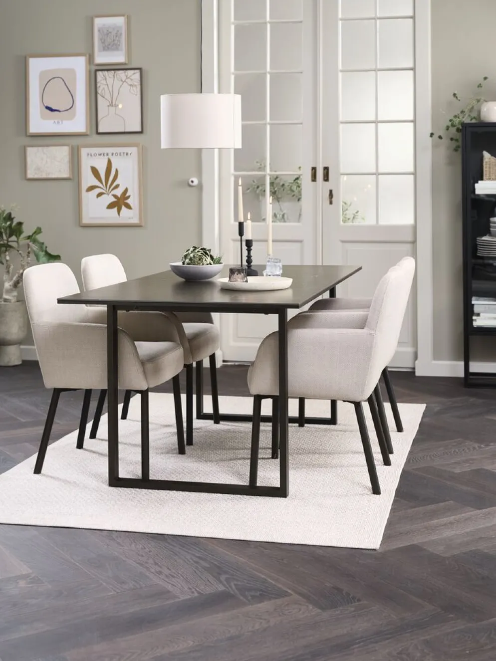 MOSELUND + SOTTRUPMOSELUND L180 table céramique + 4 SOTTRUP chaises beige/noir