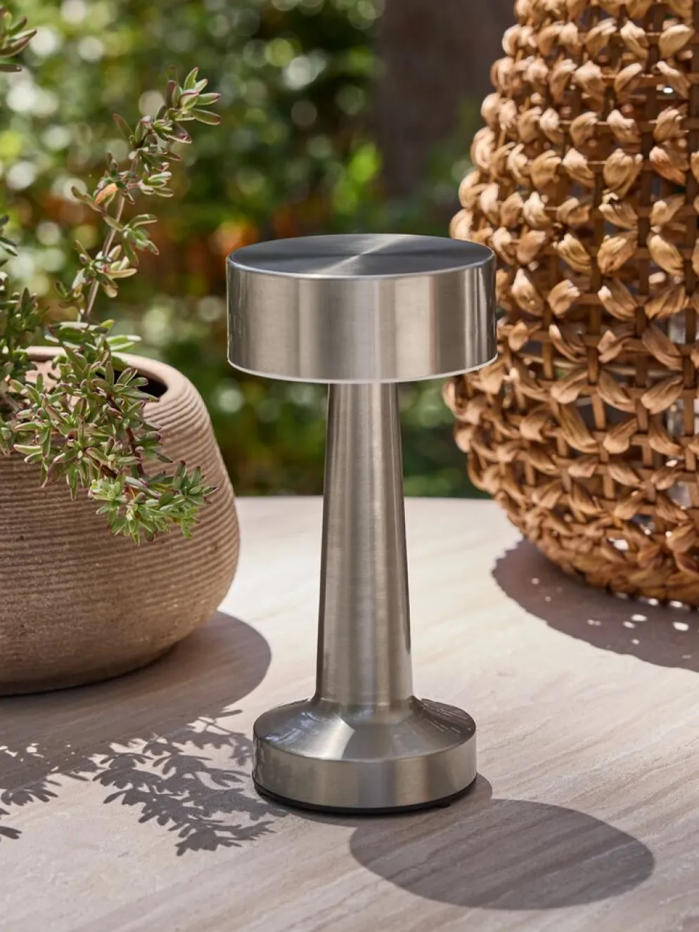 MUSVITLampe de table rechargeable MUSVIT Ø11xH21cm chrome