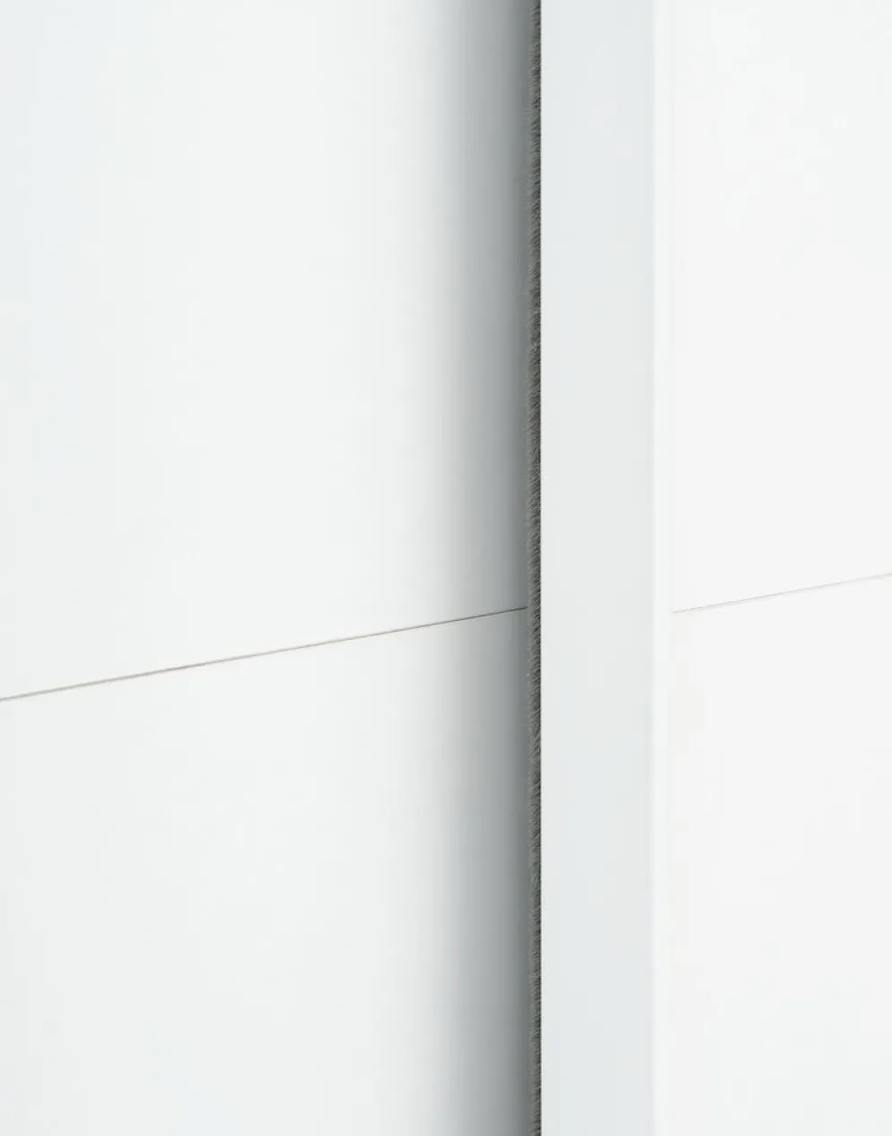 RABERGArmoire RABERG 150x200 blanc
