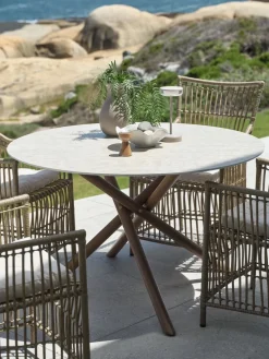 SANDVIGTable de jardin SANDVIG Ø120 beige