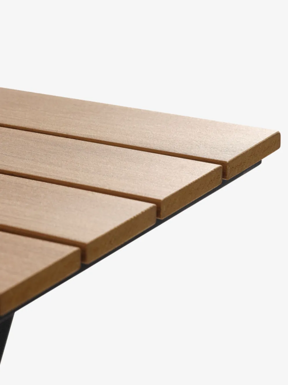 SANDVIKA + AIDTSANDVIKA L65 table + 2 AIDT chaises naturel