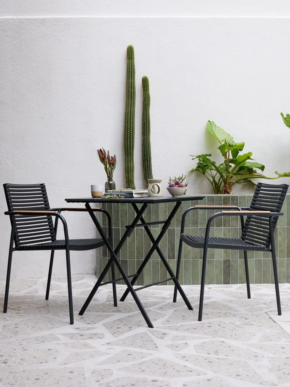 SANDVIKA + NABESANDVIKA L65 table + 2 NABE chaises noir