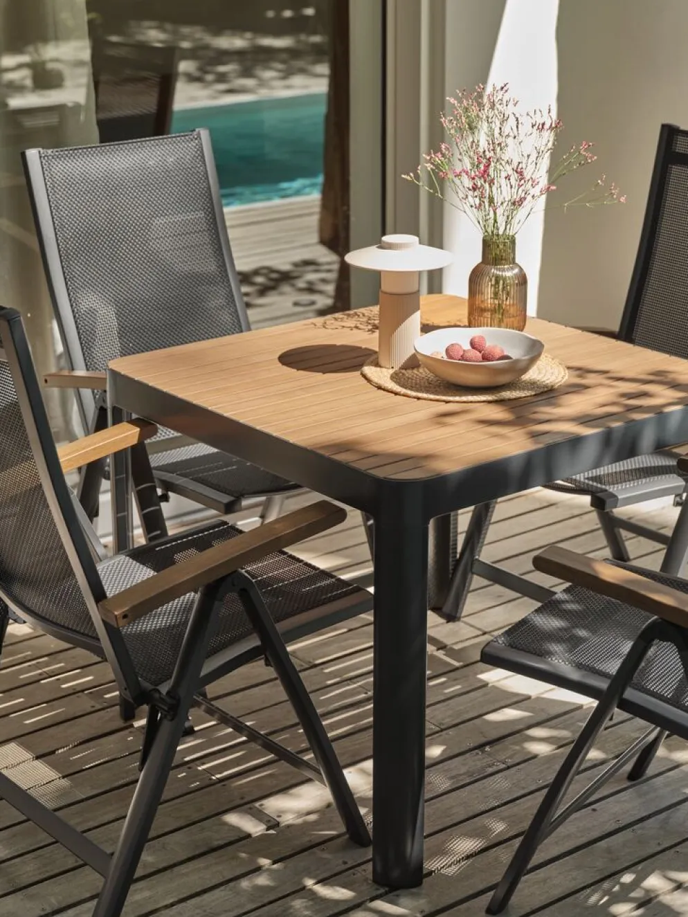 SIRDALTable de jardin SIRDAL l91xL91 eucalyptus