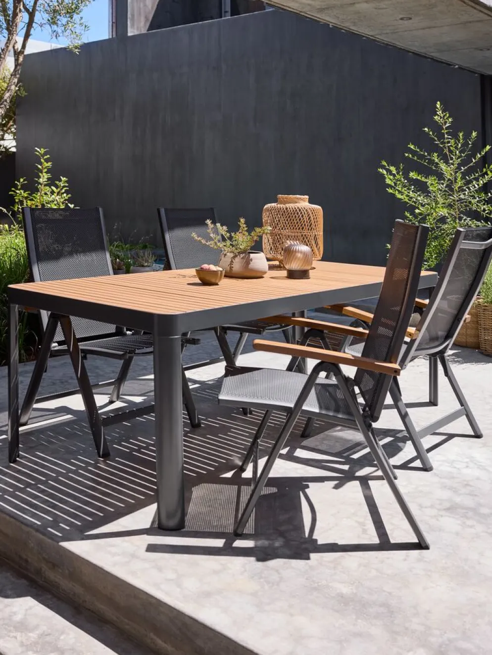 SIRDALTable de jardin SIRDAL l91xL211 eucalyptus