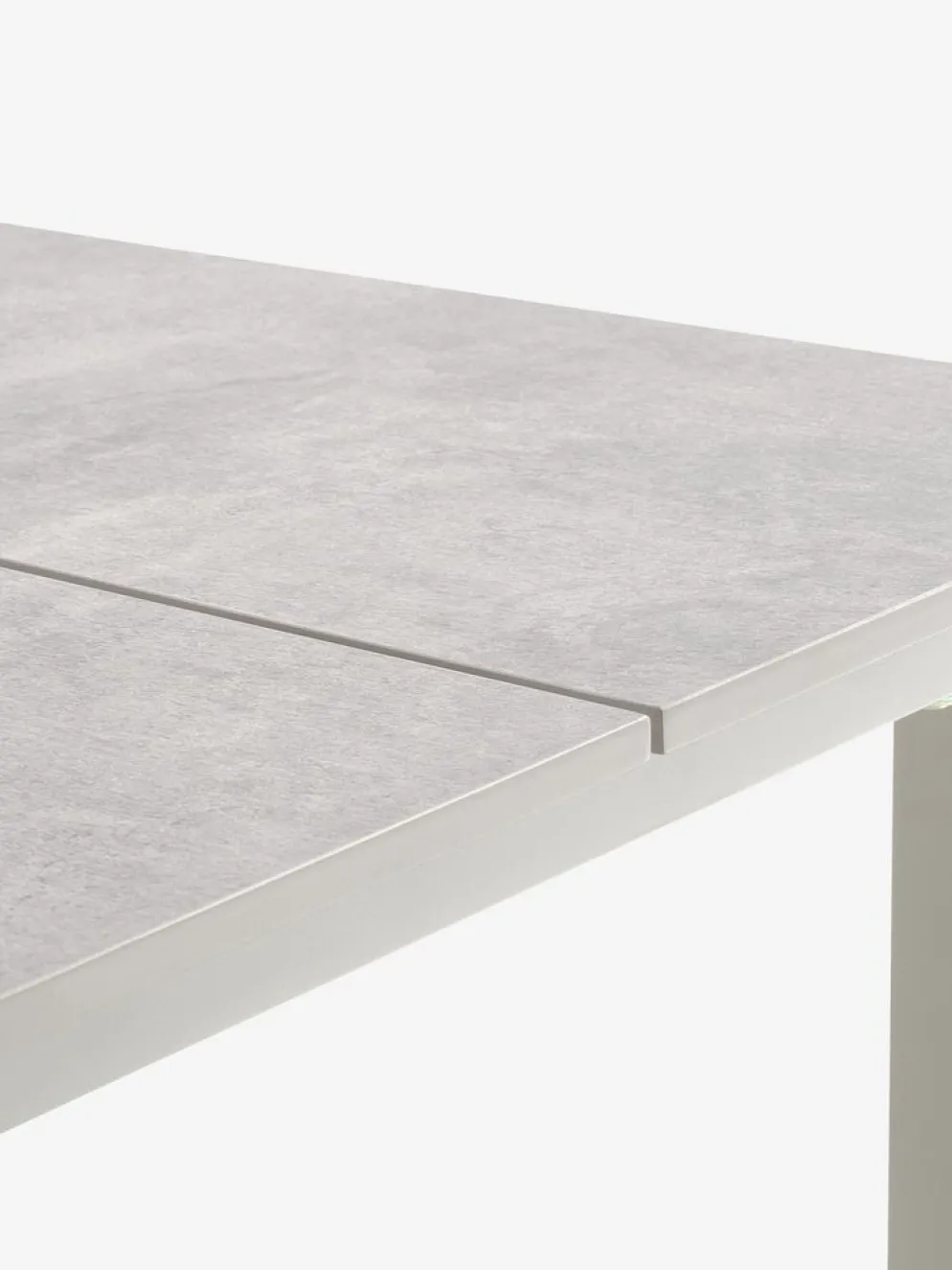 SONNERUP + GILJASONNERUP L215 table +4 GILJA chaises beige