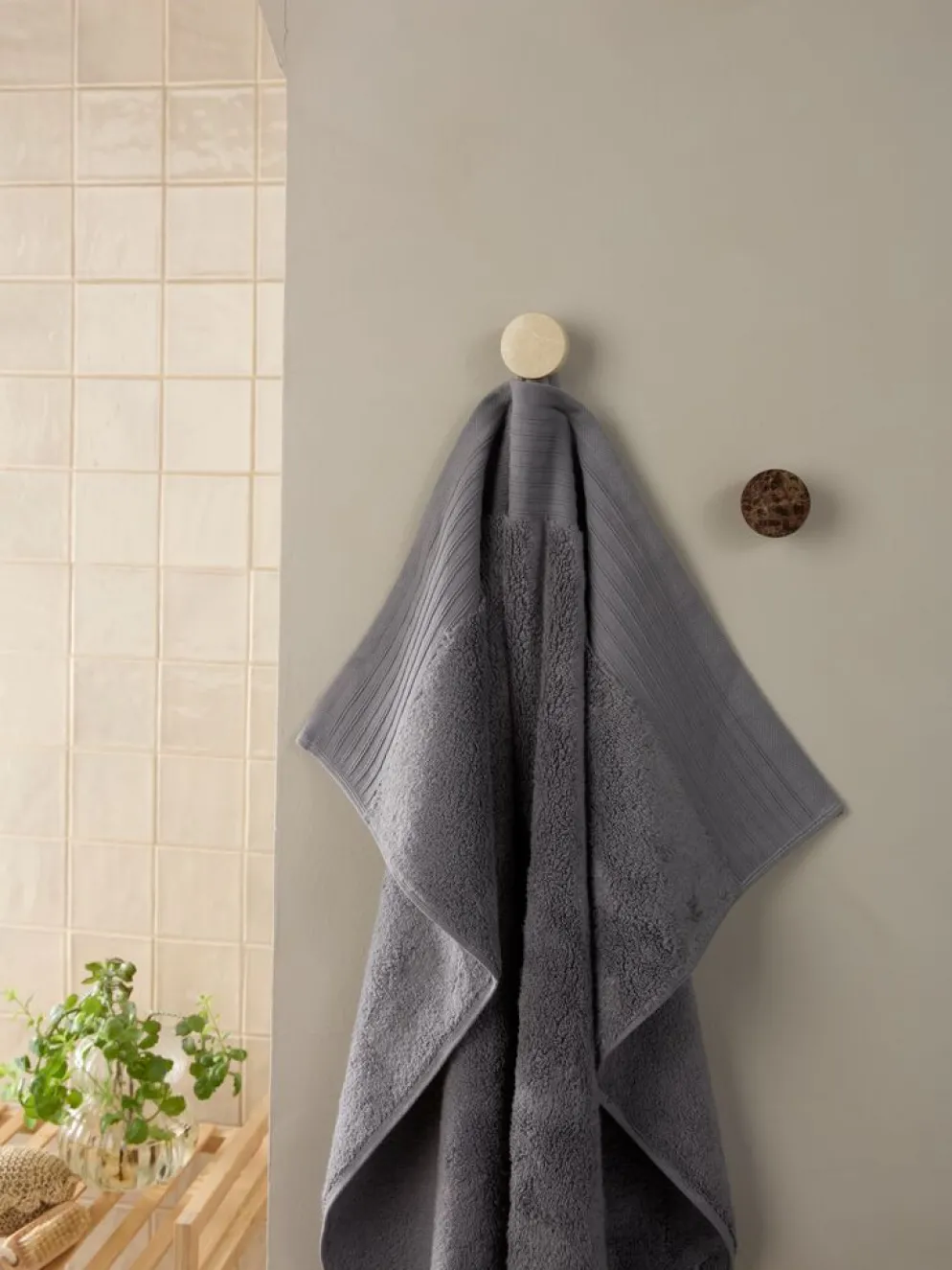 SORUNDAGoldServiette de toilette SORUNDA 50x100 gris KRONBORG