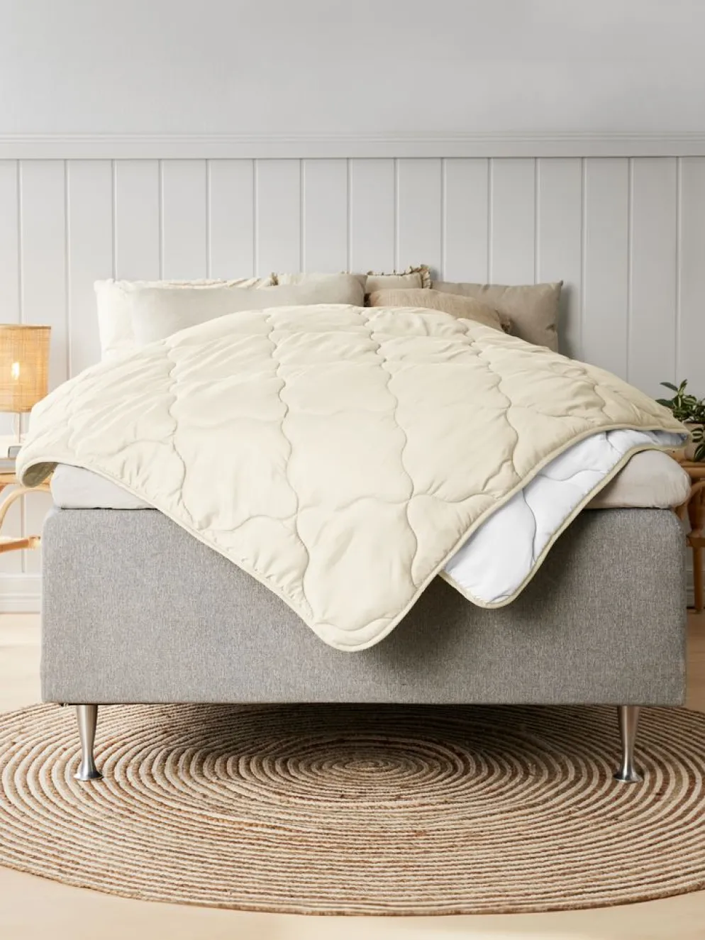 STETINDENBasicCouette synthétique 240x220 STETINDEN légère