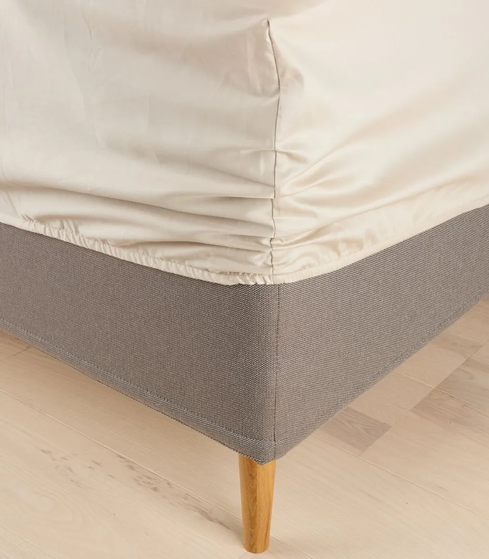 TINEGoldDrap-housse Satin TINE 140x200x35 beige