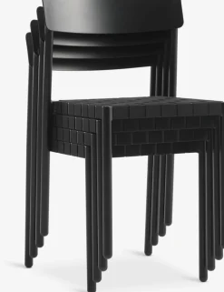 VRAADAL + HAGLEBUVRAADAL L62 table eucalyptus + 2 HAGLEBU chaises noir